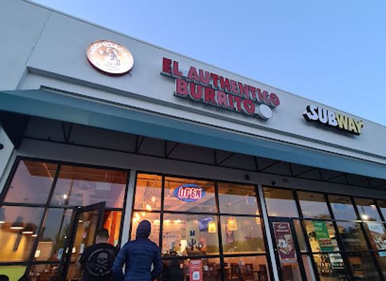 illinois/bolingbrook/landmark/pheasant-hill-plaza