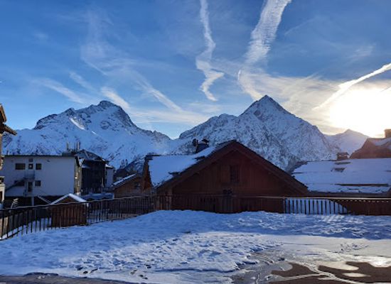 france/les-deux-alpes/landmark/crepes-a-gogo
