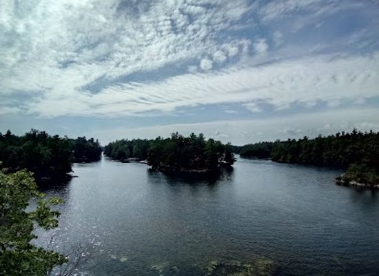 new-york/thousand-islands/landmark/hill-island