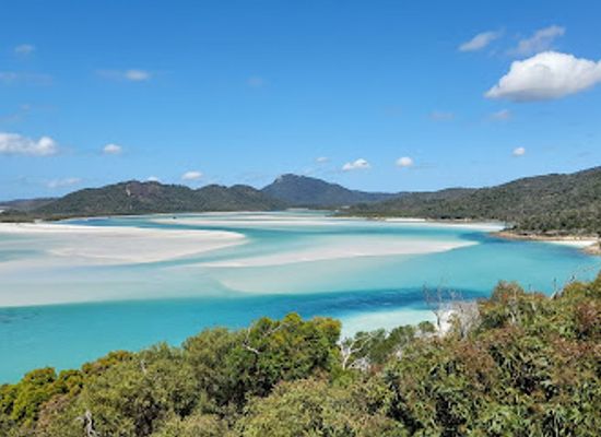 australia/whitsunday-islands/landmark/betty-s-beach