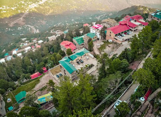 pakistan/murree/landmark/the-roomy-lodge