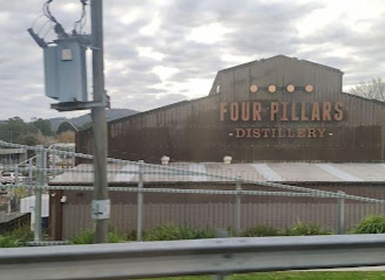 australia/yarra-valley/landmark/four-pillars-gin-distillery