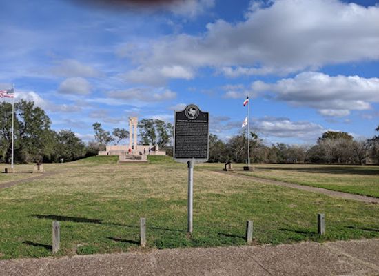 texas/red-river-valley/landmark/presidio-la-bahia-state-historic-site