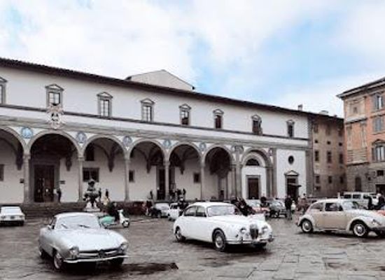 italy/chianti/landmark/p-za-della-ss-annunziata