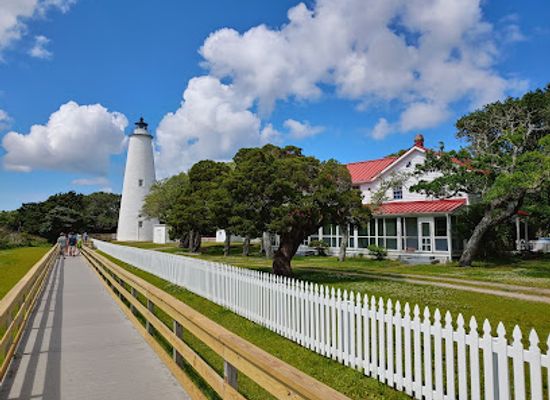 north-carolina/inner-banks/landmark/ocracoke-lighthouse