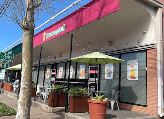texas/houston/rice-village/landmark/refresqueria-at-rice-village