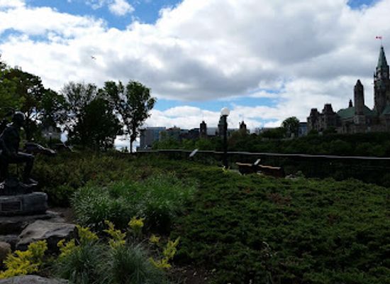 canada/ottawa-valley/landmark/anishinabe-scout