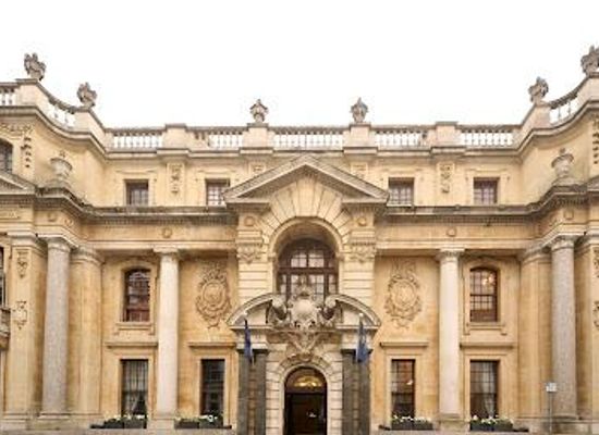 united-kingdom/norwich/landmark/st-giles-house