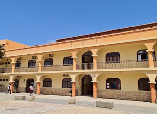 cabo-verde/sal/landmark/marche-municipal