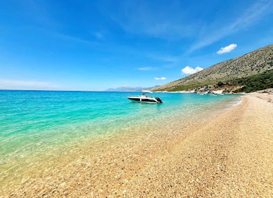 albania/saranda-region/landmark/joni-boat