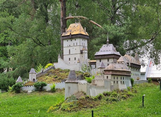 czechia/north-bohemia/landmark/park-boheminium-marianske-lazne
