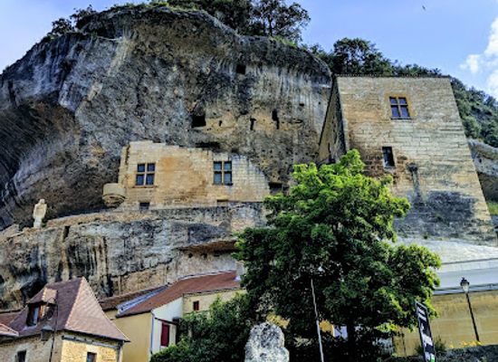 france/dordogne/landmark/grotte-de-font-de-gaume