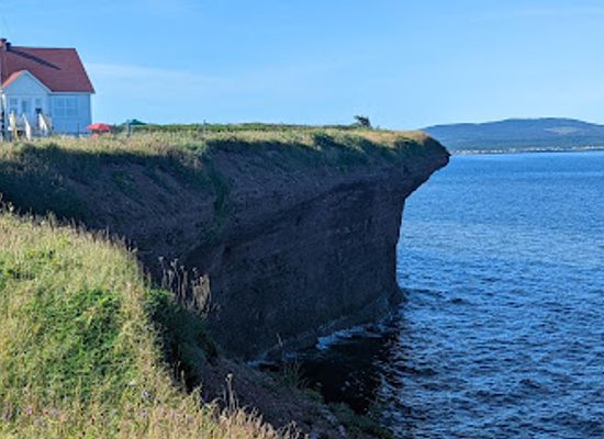 canada/gaspe-peninsula/landmark/phare-cap-d-espoir