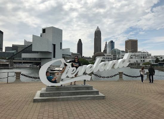 ohio/cleveland/landmark/cleveland-script-sign-north-coast-harbor