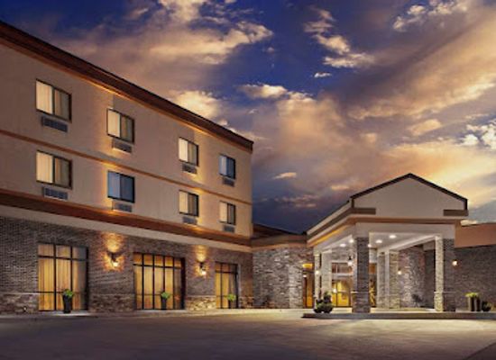 north-dakota/dickinson/landmark/roosevelt-grand-dakota-surestay-collection-by-best-western