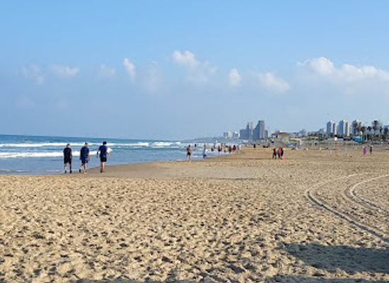 israel/haifa-beaches/landmark/student-beach