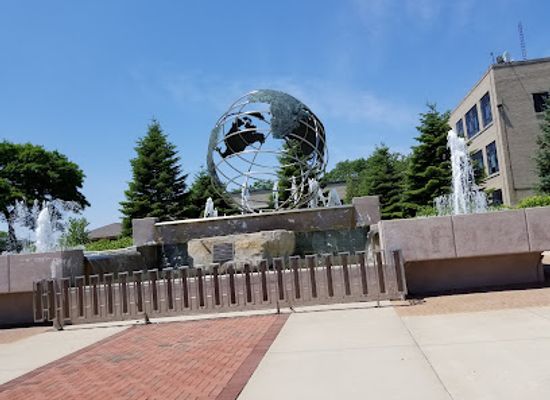 wisconsin/kenosha/landmark/veterans-memorial-park