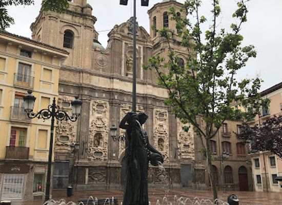 spain/zaragoza/landmark/fuente-de-la-samaritana