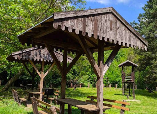 serbia/fruska-gora-national-park/landmark/eko-kamp-fruska-gora