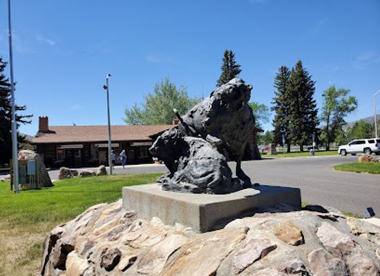 wyoming/cody/landmark/cody-country-chamber-of-commerce-visitor-center