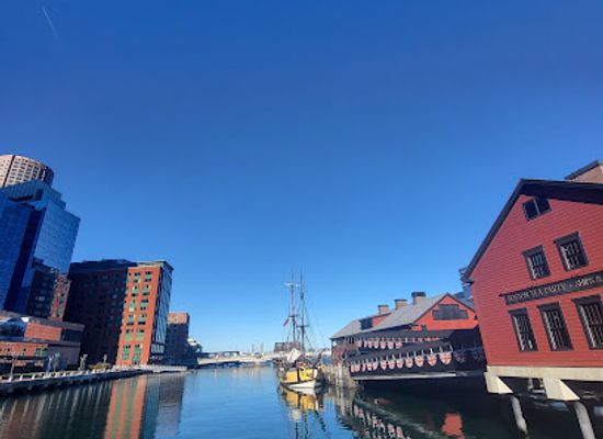 massachusetts/south-shore/landmark/boston-tea-party-ships-museum