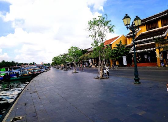 vietnam/hoi-an-ancient-town/landmark/quan-thang-ancient-house