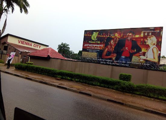 ghana/kumasi/danyame/landmark/vienna-city-kumasi-and-roses-guest-house
