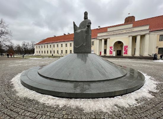 lithuania/vilnius/landmark/king-mindaugas