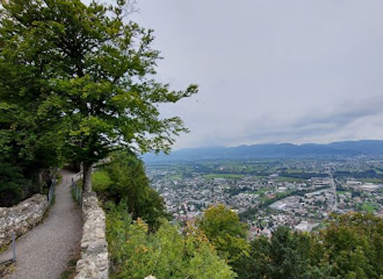austria/vorarlberg/landmark/burgruine-alt-ems