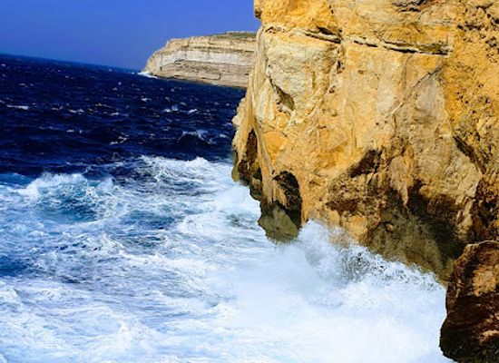 malta/ramla-bay/landmark/foso-e-interior-citadelle-de-victoria