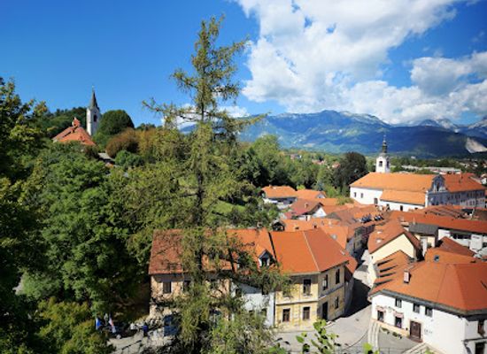 slovenia/kamnik/landmark/little-castle