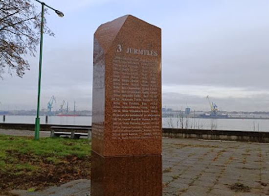lithuania/klaipeda-region/landmark/gintarine-jurmyle