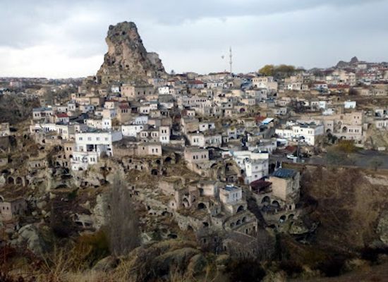 turkiye/cappadocia/ortahisar/landmark/ortahisar-kasabasi