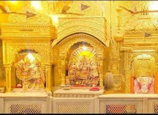 india/delhi/landmark/pracheen-hanuman-mandir-dakshinmukh-connaught-place