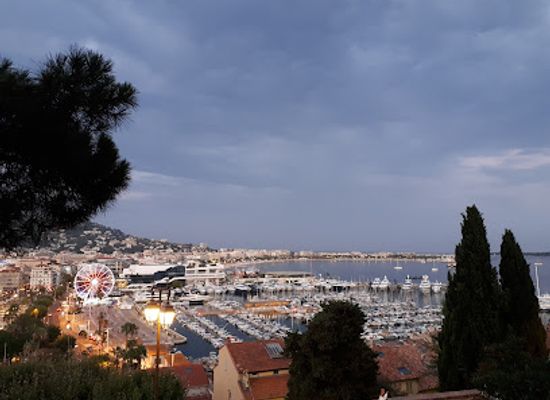 france/cannes/landmark/cannes-sign