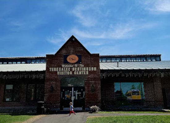 connecticut/southeastern-connecticut/landmark/connecticut-trolley-museum