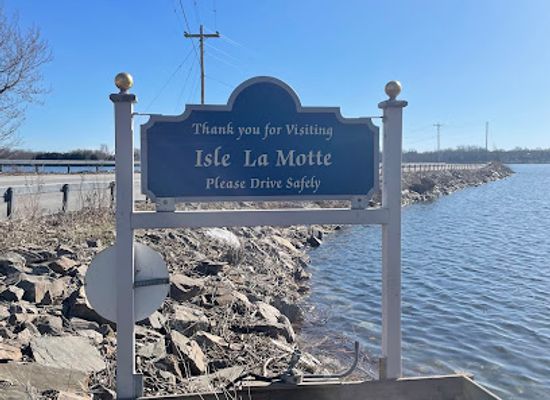 vermont/grand-isle-county/landmark/isle-la-motte-monument