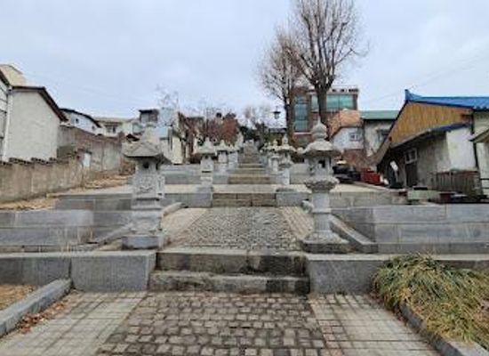 south-korea/seoul/landmark/chinese-japanese-settlement-border-stairs