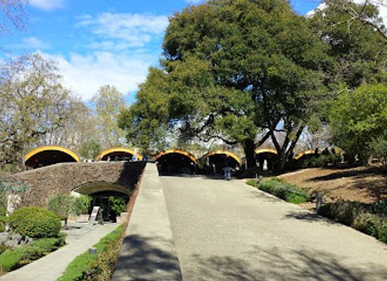 california/napa/landmark/napa-valley-distillery-oxbow-marketplace