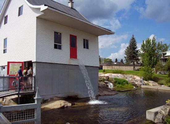 canada/saguenay-lac-saint-jean/landmark/le-musee-de-la-petite-maison-blanche