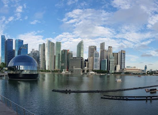 singapore/marina-bay/landmark/rain-oculus-marina-bay-sands