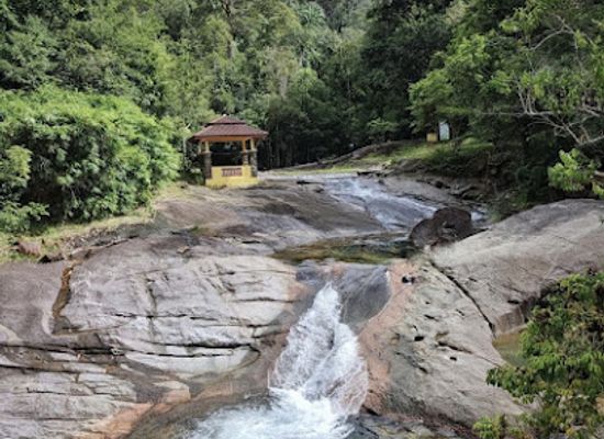 malaysia/kedah/landmark/telaga-tujuh-waterfall