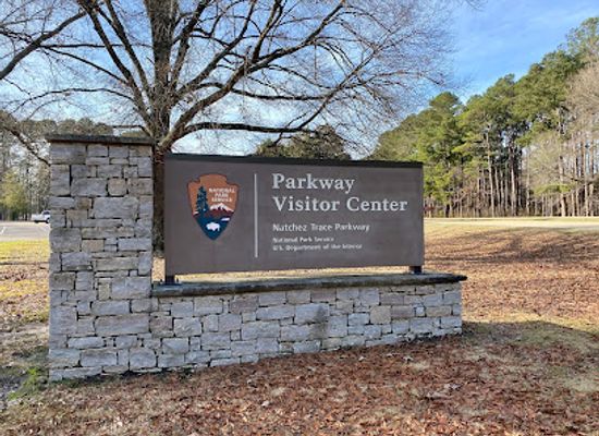 mississippi/natchez-trace-parkway/landmark/natchez-trace-parkway-visitor-center