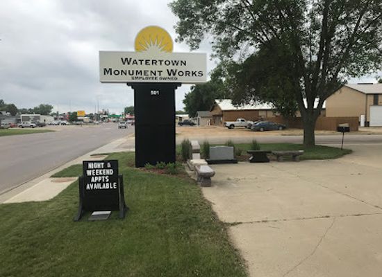 south-dakota/watertown/landmark/watertown-monument-a-sunburst-memorials-store