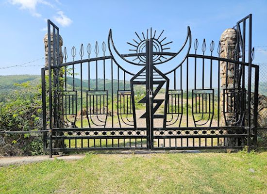 uganda/ankole/landmark/eclipse-monument