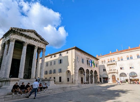 croatia/kvarner/landmark/forum-square