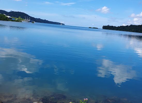 jamaica/port-antonio/landmark/big-river