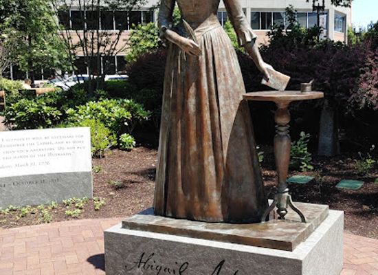 massachusetts/quincy/landmark/abigail-adams-statue
