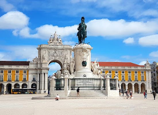 portugal/lisbon/baixa/landmark/praca-do-comercio