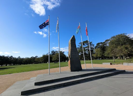 australia/new-england/landmark/australian-ex-prisoners-of-war-memorial
